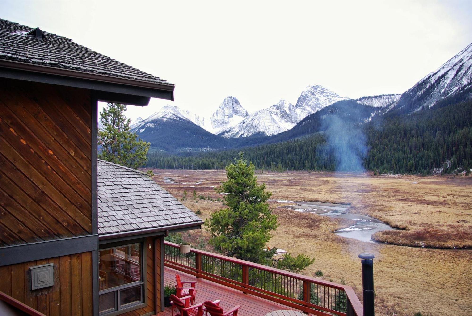 Mount Engadine Lodge Kananaskis Exteriör bild